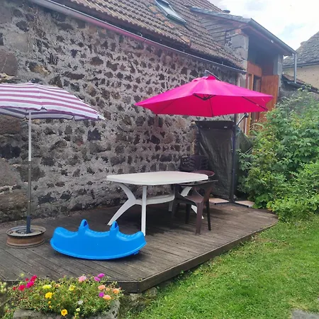 Chez Philopin Saint-Pierre-Colamine